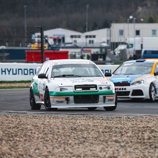 🇨🇿 Jsme hrdí, že můžeme být součástí vývoje této okruhové Škody Octavia! 🚗💨 Auto je obouvá pevná a lehká kola 2Forge,...